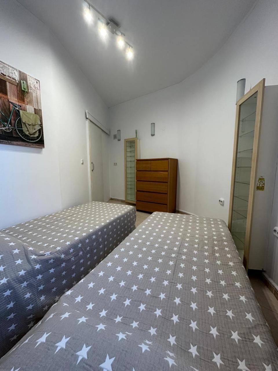 Apartamentos En La Villa Con El Territorio Comun En カルプ エクステリア 写真